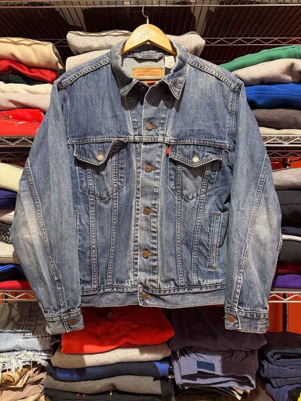 Levis Jean Jacket Mens Medium Trucker Denim Distressed